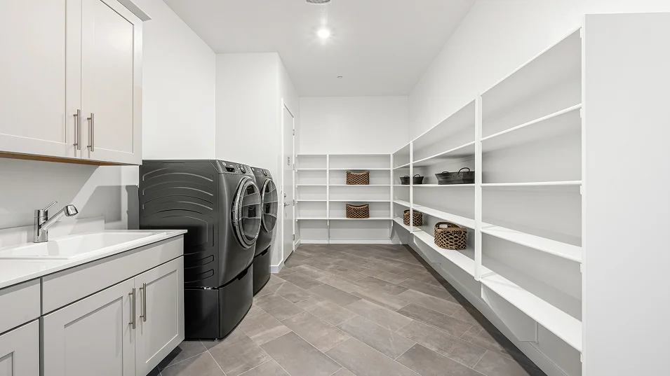 4969 Denali Laundry 1of2 F1