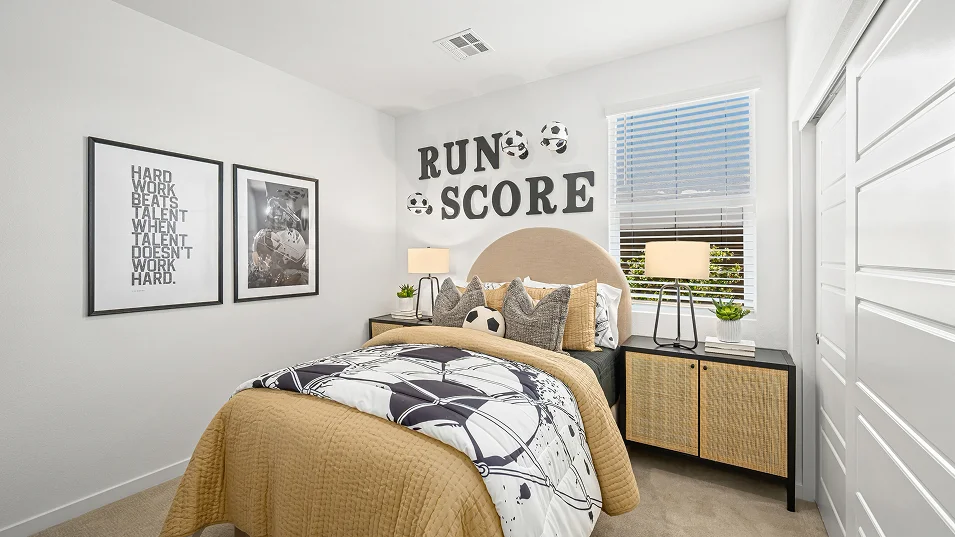 2469 Pioneer Bed2 1of2 F1