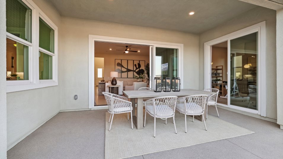 California room from the outside angle