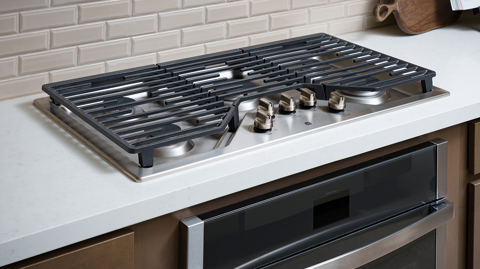050925 Lakeside Westlake EI Cooktop F1