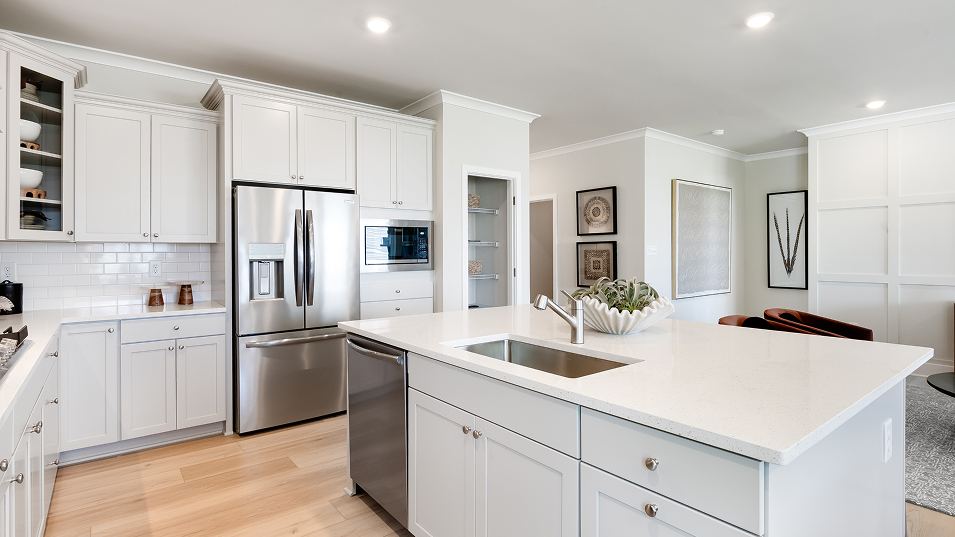 1484 Savannah Kitchen 3of3 F1