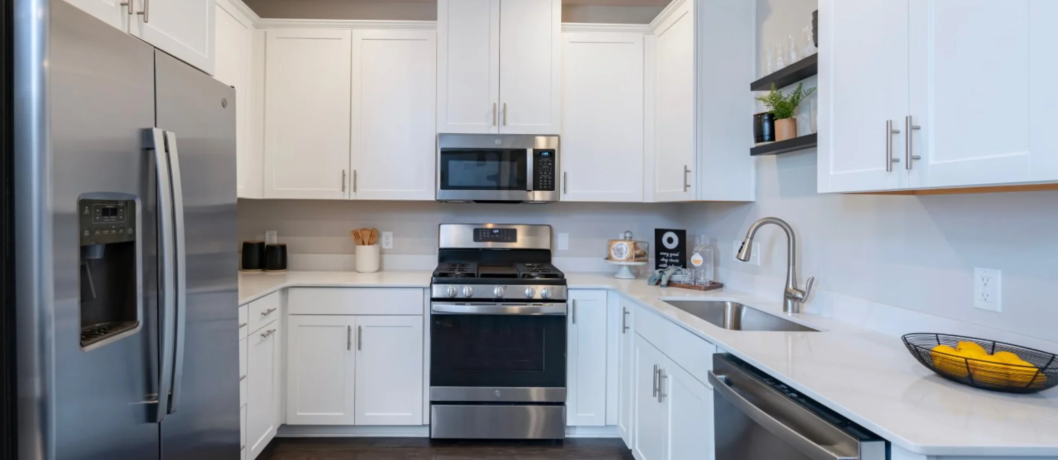 Collins kitchen