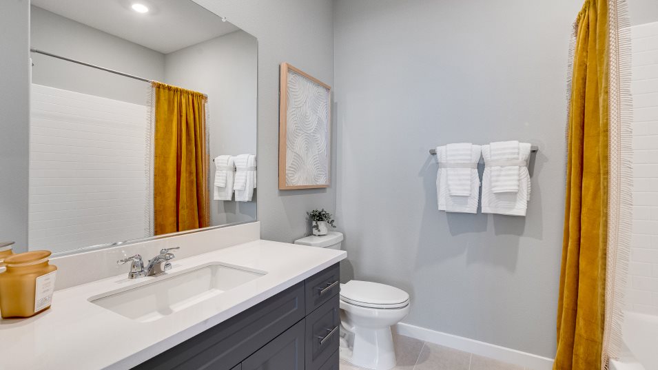 Residence 4 Bathroom 2