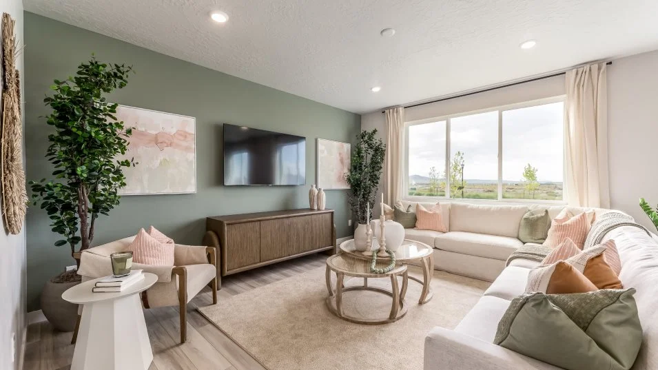 Mesa Family Room