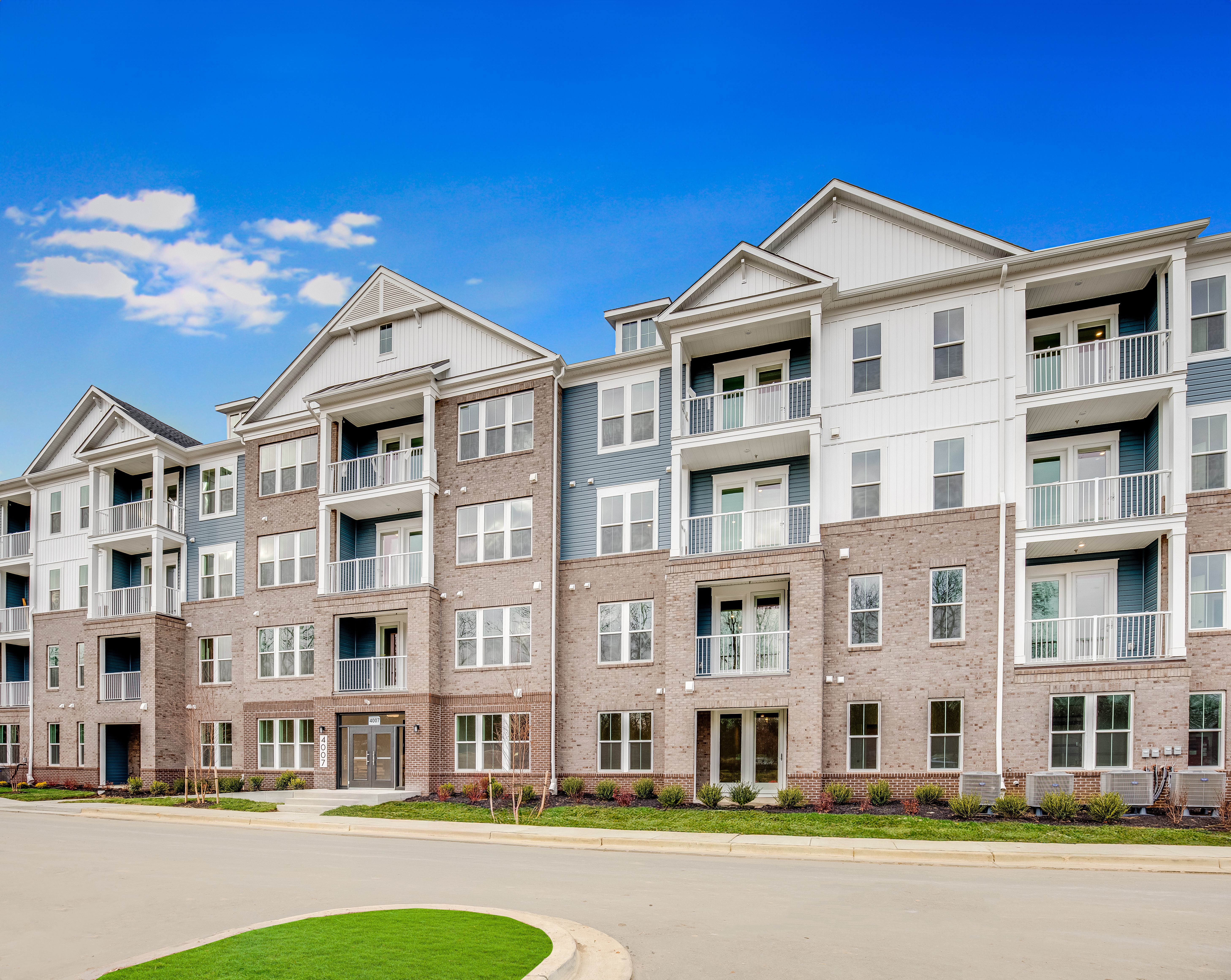 Heritage at Beechfield Condo Exterior 