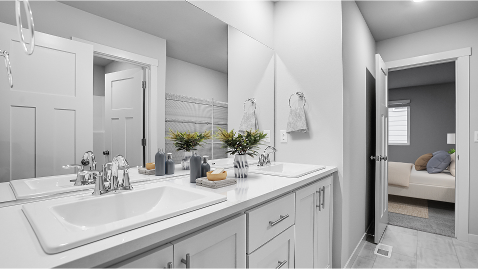 3376 Sellwood Bath2 F2 Base2