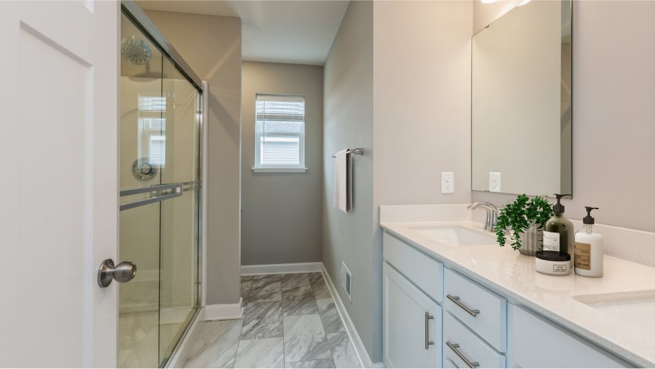 Carlton Owner Bathroom