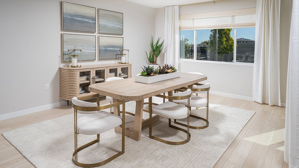 Residence 2610 dining room