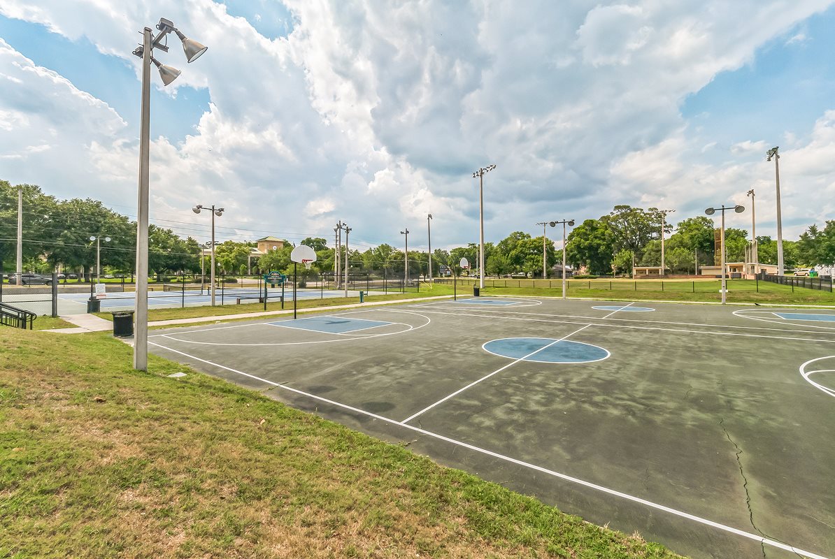 Gainesville local basketball court