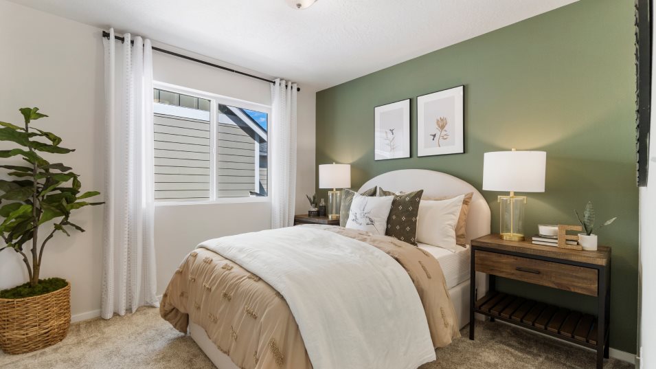 Goldenwood Bed 2