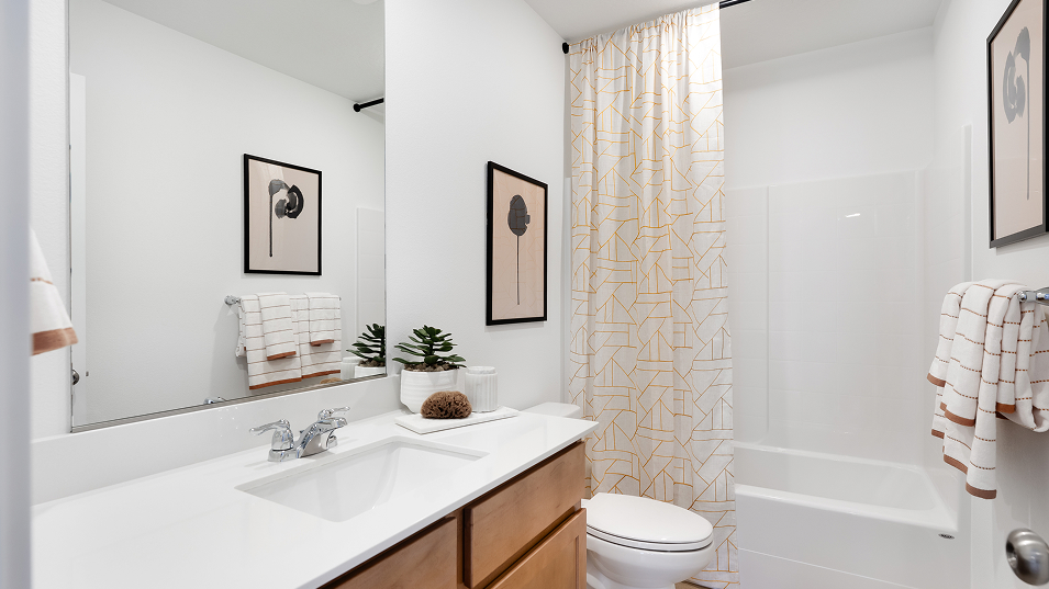 2129 Sedona Bath2 F2