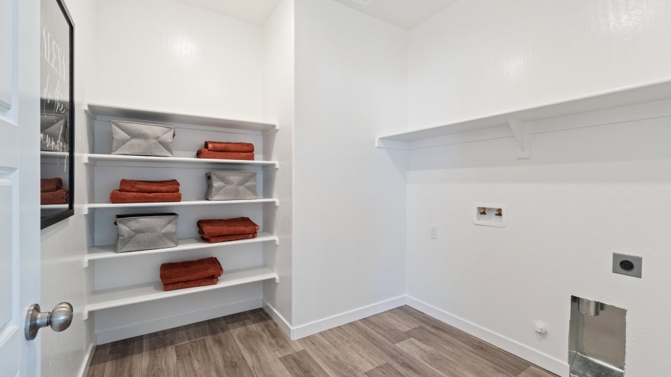 Jewel X laundry room