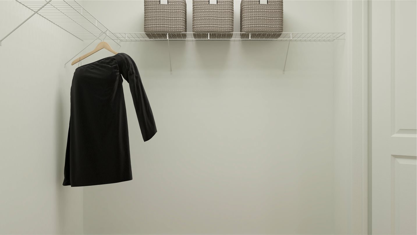 Denali owner's suite walk-in closet