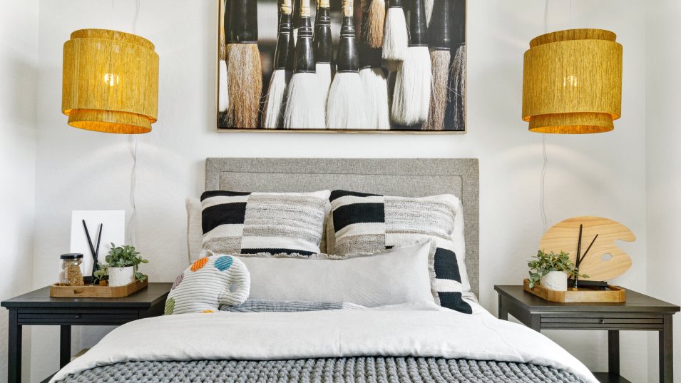 Orchestra Bedroom 2