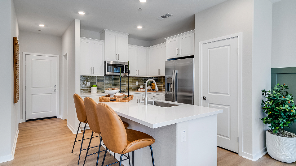 Green Leaf Sycamore Heights Res3 Kitchen 1of3 F1
