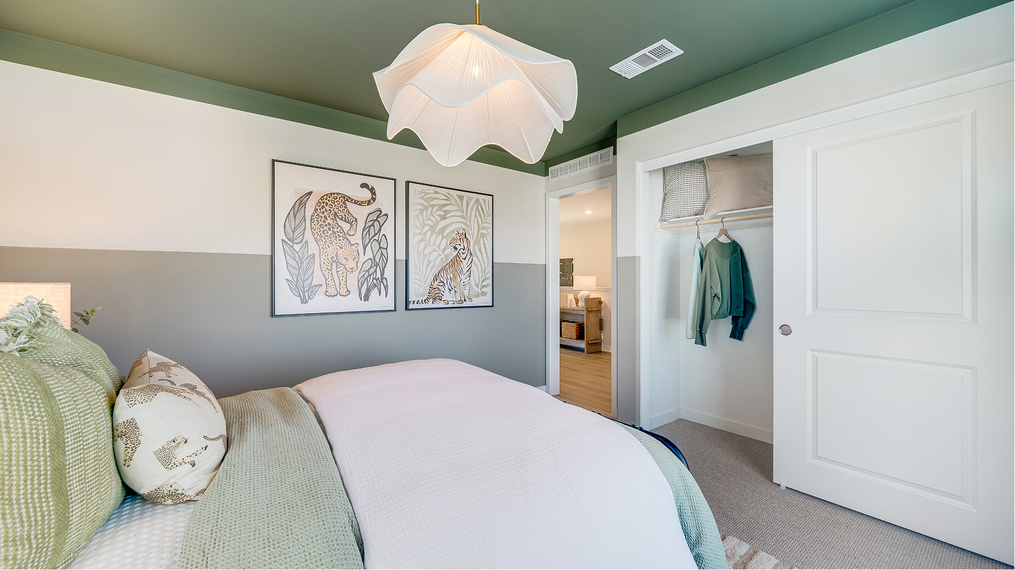 Aviator Renaissance Res2 Bed3 2of2 F2
