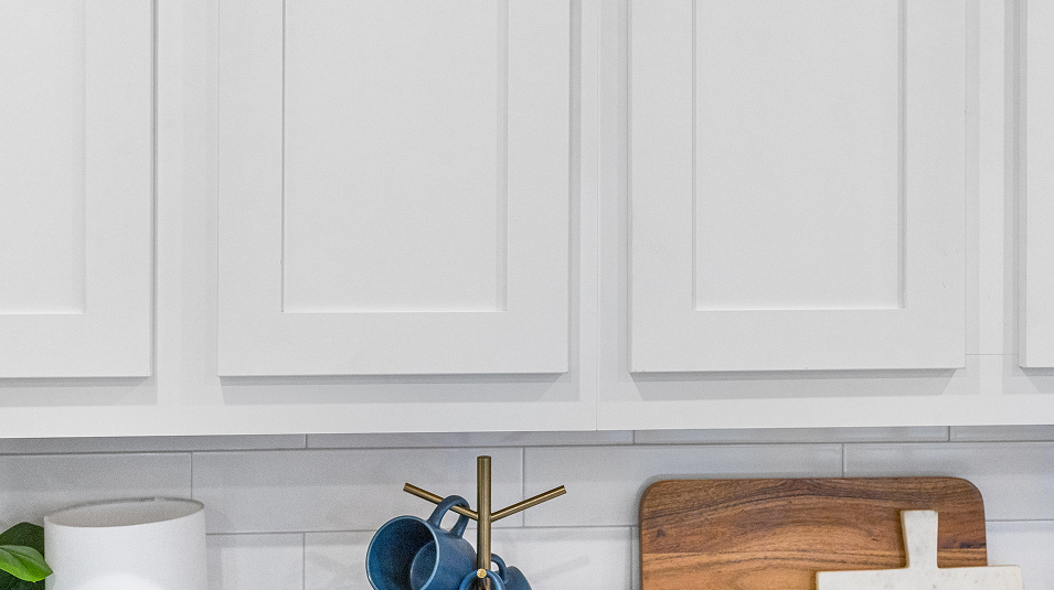 White Kitchen Cabinets