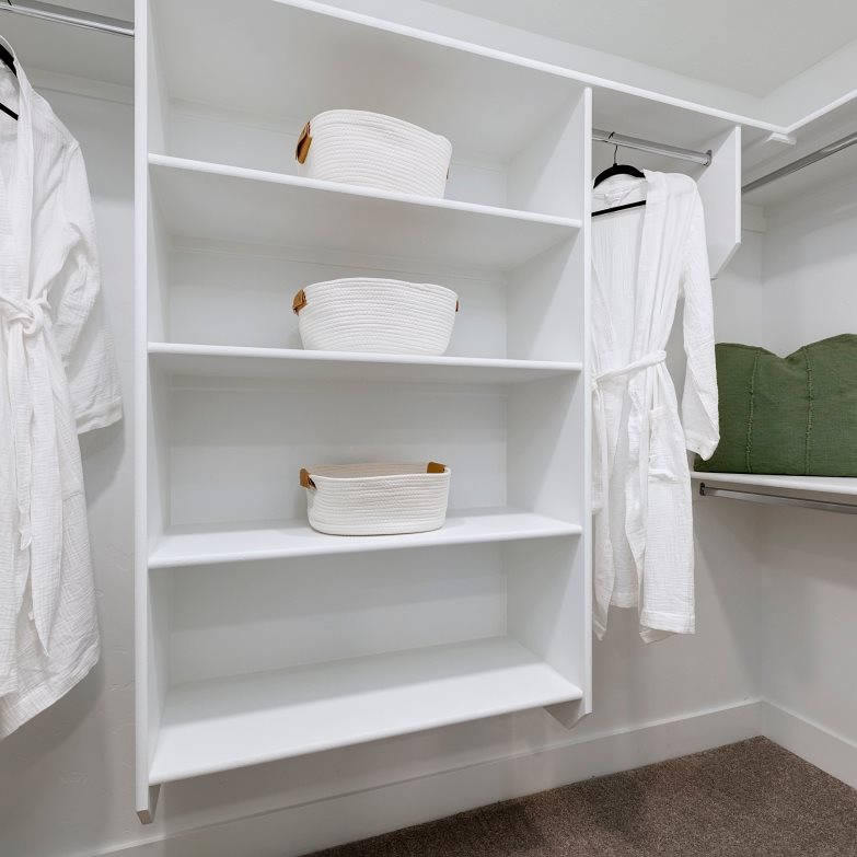 Plan 1785 Owners Walk in Closet