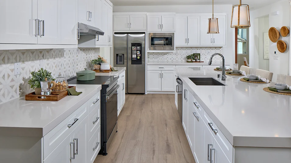 Monterey North River Farms Res2 Kitchen 2of2 F1
