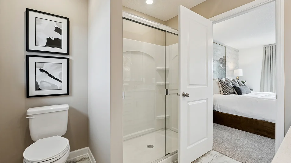 E K02 Vanderbilt Owners Bath 2of2 F2