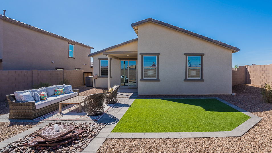 0352 Pantano Backyard 1of7