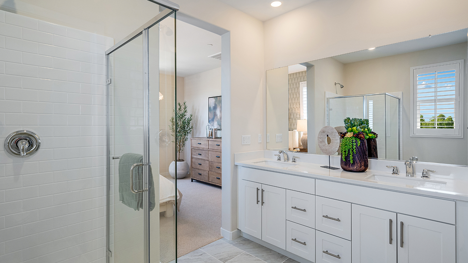 Luxe Nuvo Parkside Res1 Owners Bath 2of2 F2