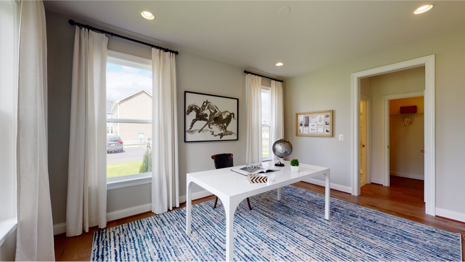 MacArthur home Office 
