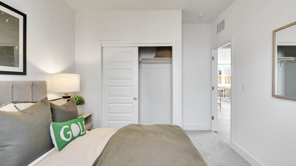 4102 Kallos Bed2 2of2 F1 Base2