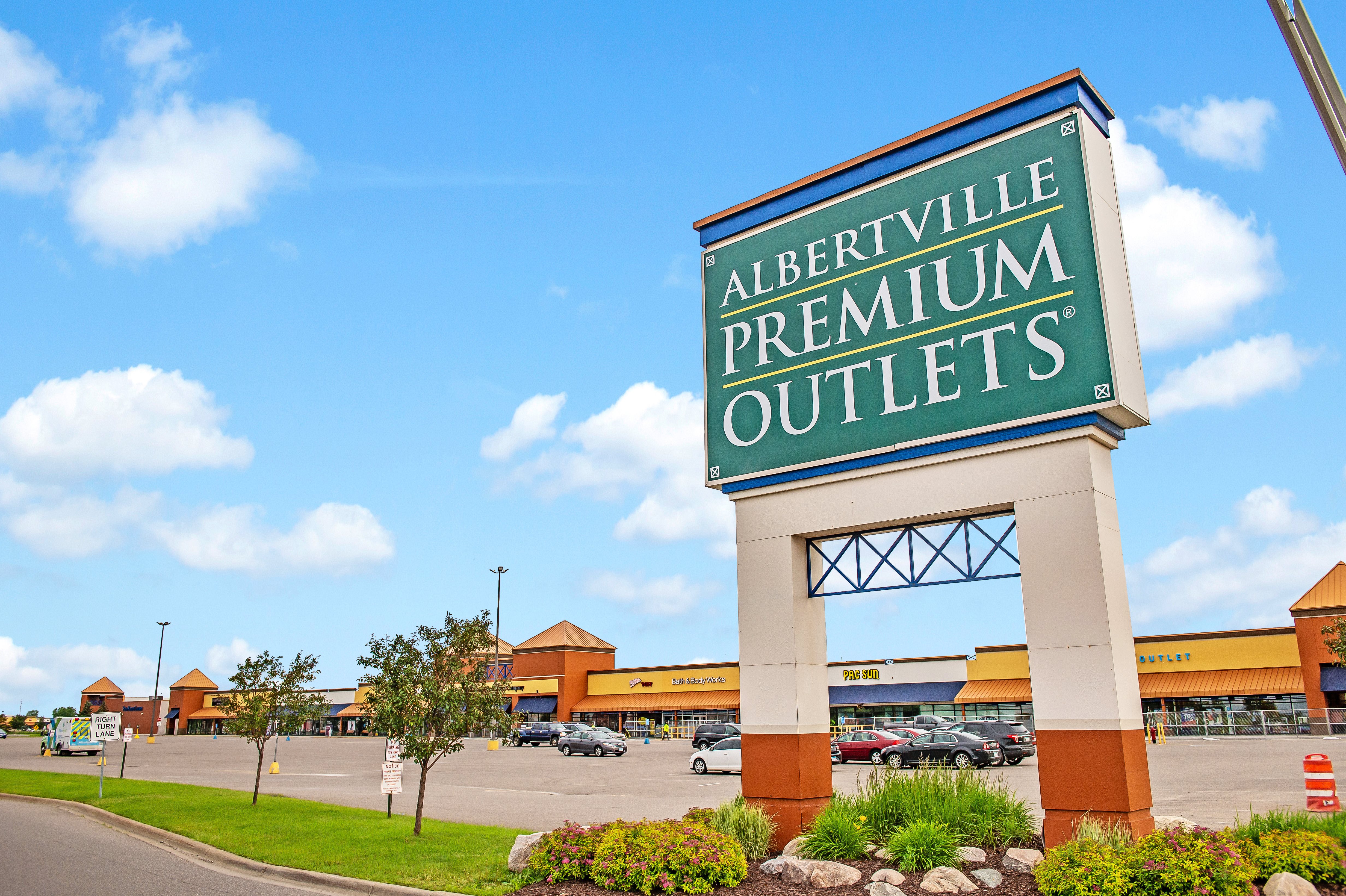 Albertville Premium Outlets