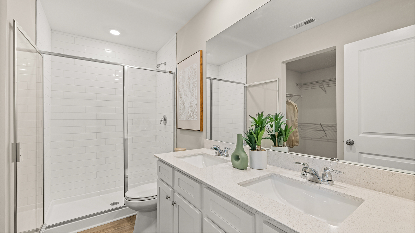 Parker Core N103 Charleston Owners Bath 1of2 F2 Base2 060625