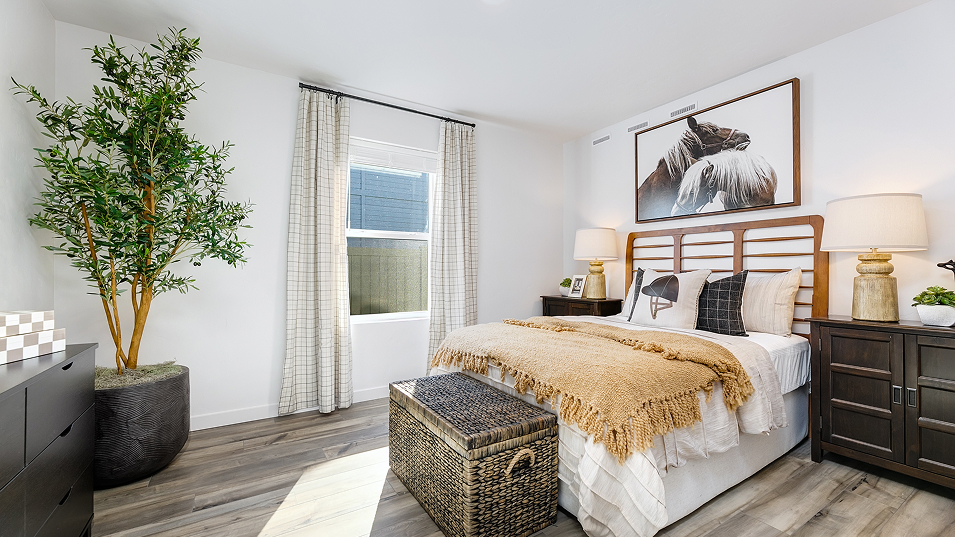 1667 Plan1667 Bed4 F1