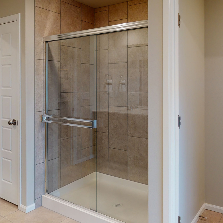 2501 Magnolia Owners Bath 2of3 F2 Base1