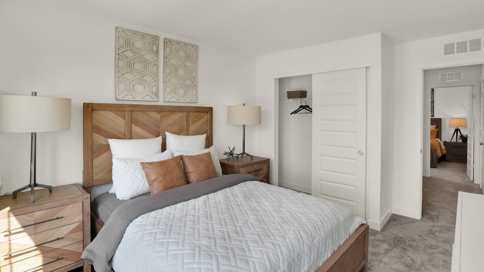 Hansom Bedroom