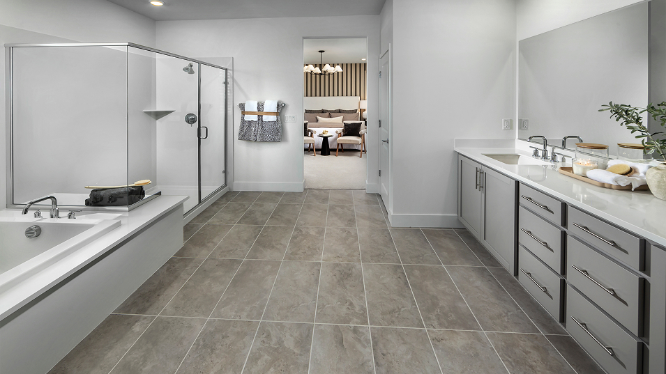 Gilmore Denali Dutra Owners Bath F2