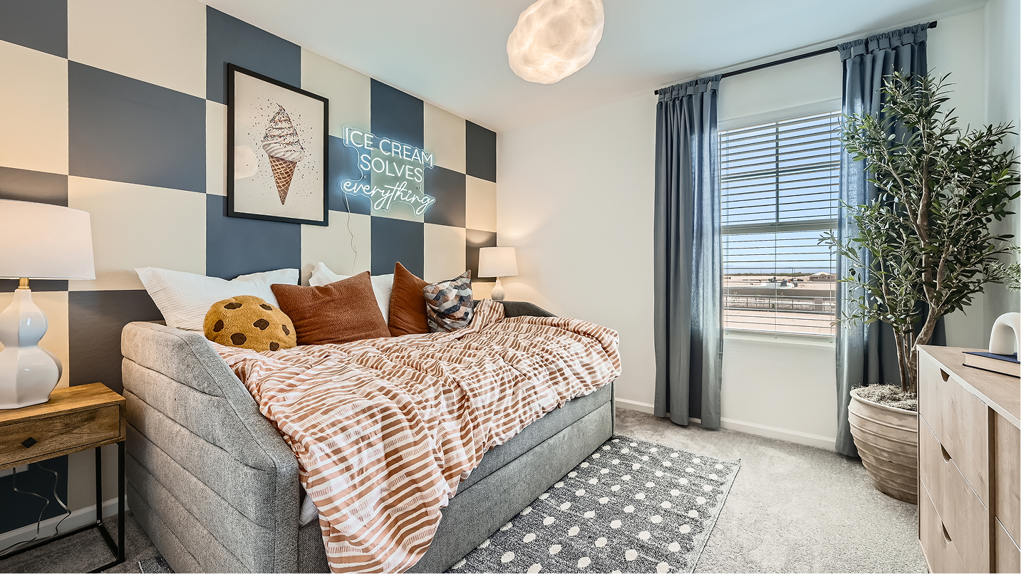 4049 Avery Bed2 F2