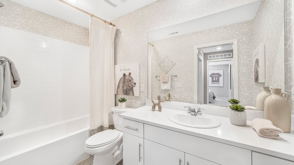 Residence 3 Bathroom 2