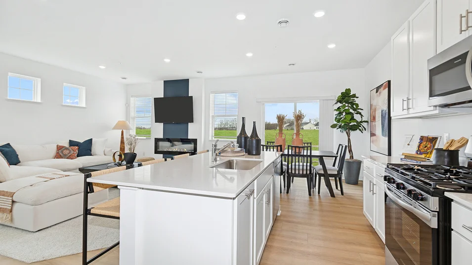 E C08 Raleigh Kitchen 1of4 F1 061325