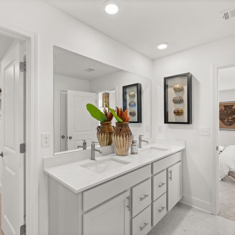 Fairmont Owners Bathroom