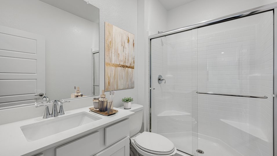 Gideon Next Gen® Suite Bathroom