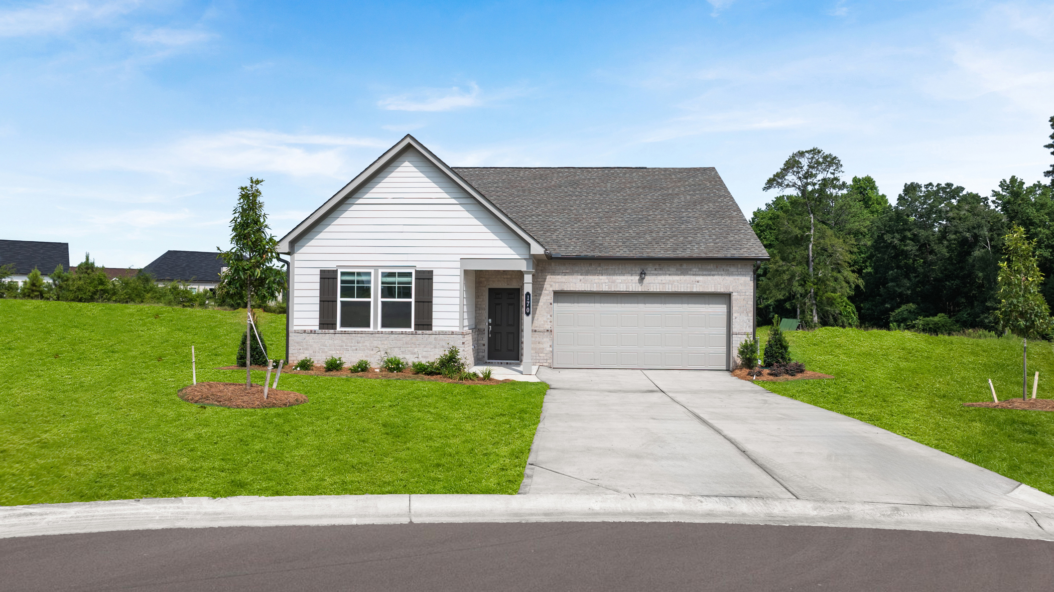 Bankstone Landing HS 33 EXT 01