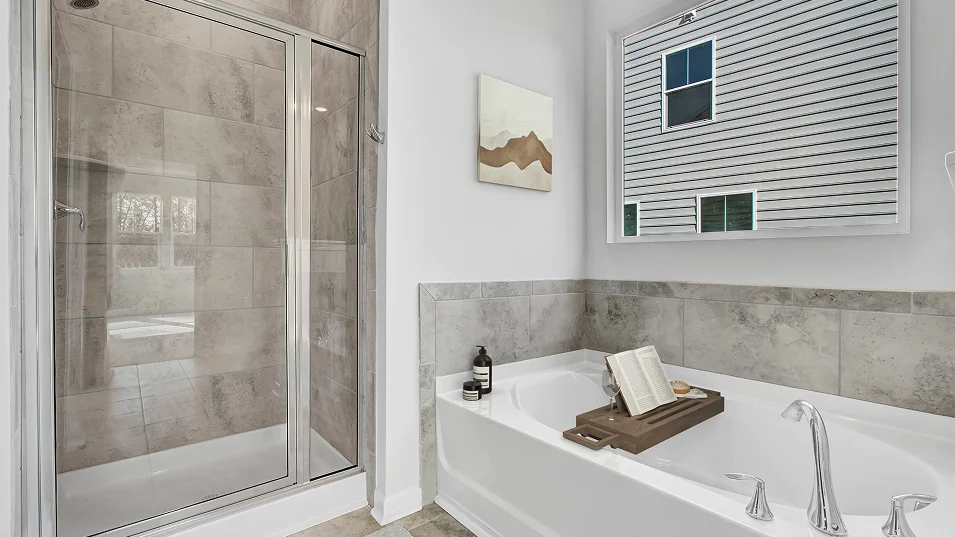 2673 Henninger Opt Owners Bath 2of2 F1 061325