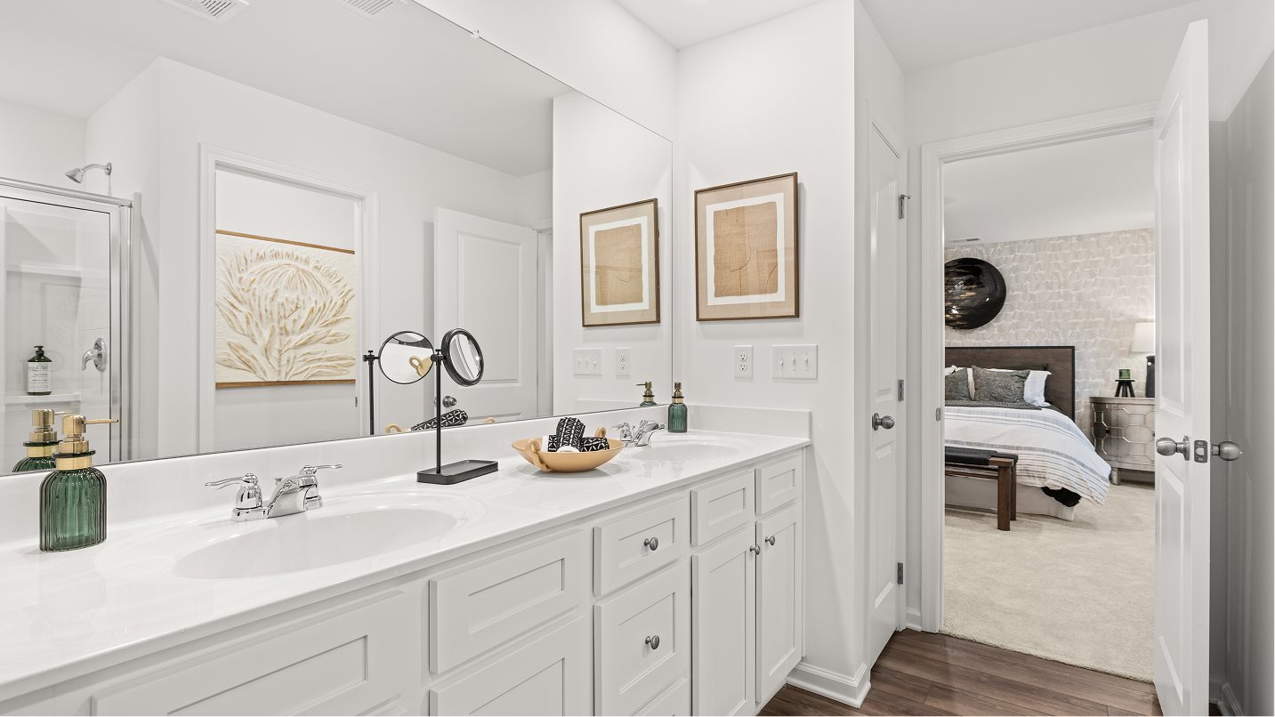 Whitman Owners Bath