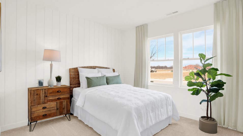 Clarence Bedroom 2