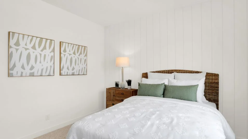 Clarence Bedroom 2