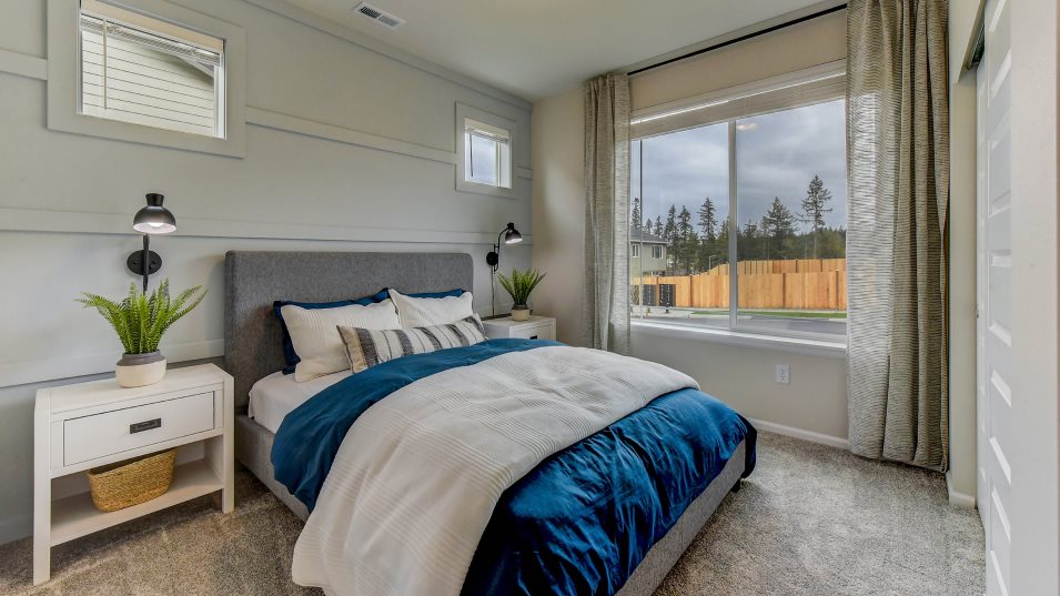 Meridian Bedroom 5