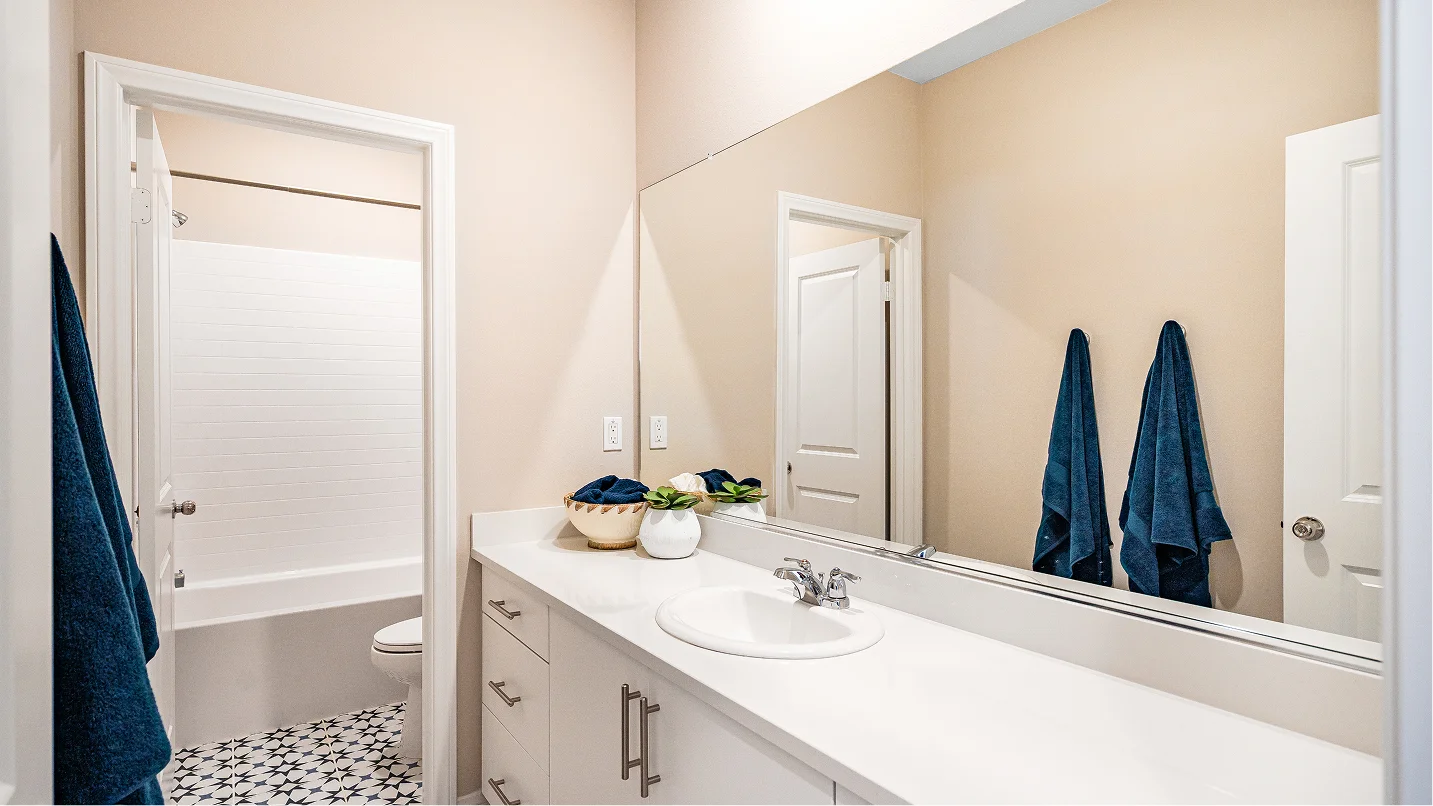 Painted Canyon Silverwood Res2 Bath2