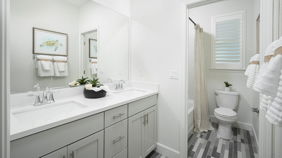 Residence 2693 Bathroom
