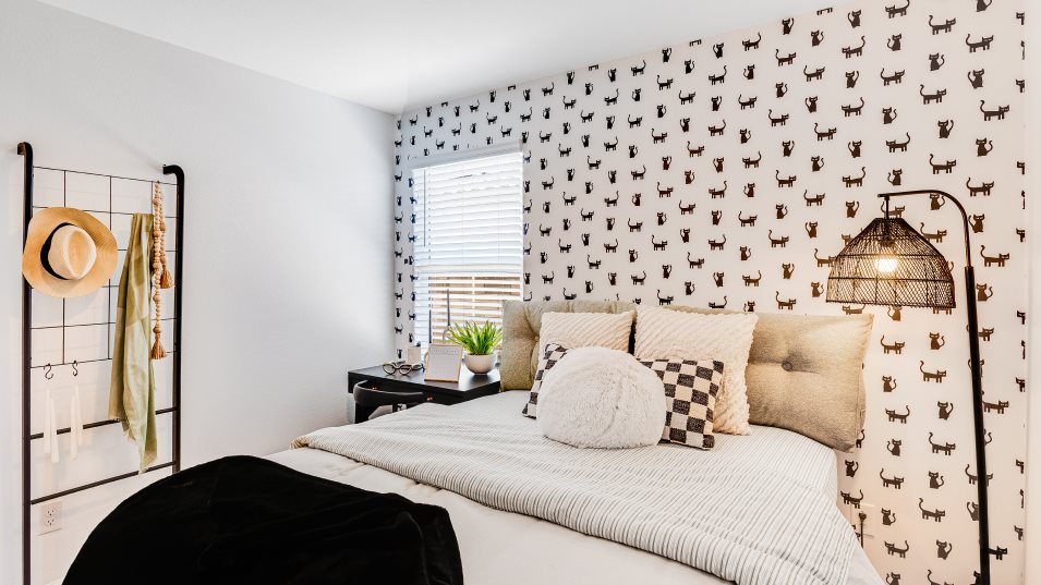 Iris Bedroom 2