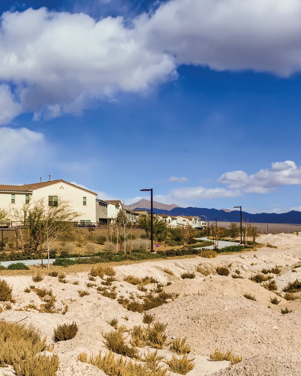 Walking trails in Sunstone