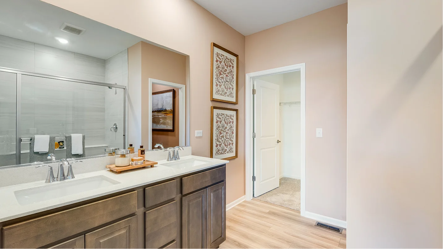 8515 Rutherford Owners Bath F1 Base4 092325